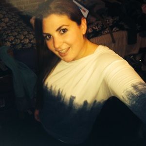Meet your Posher, Olivia
